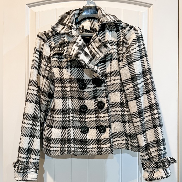 Black/white jacket - Picture 1 of 4